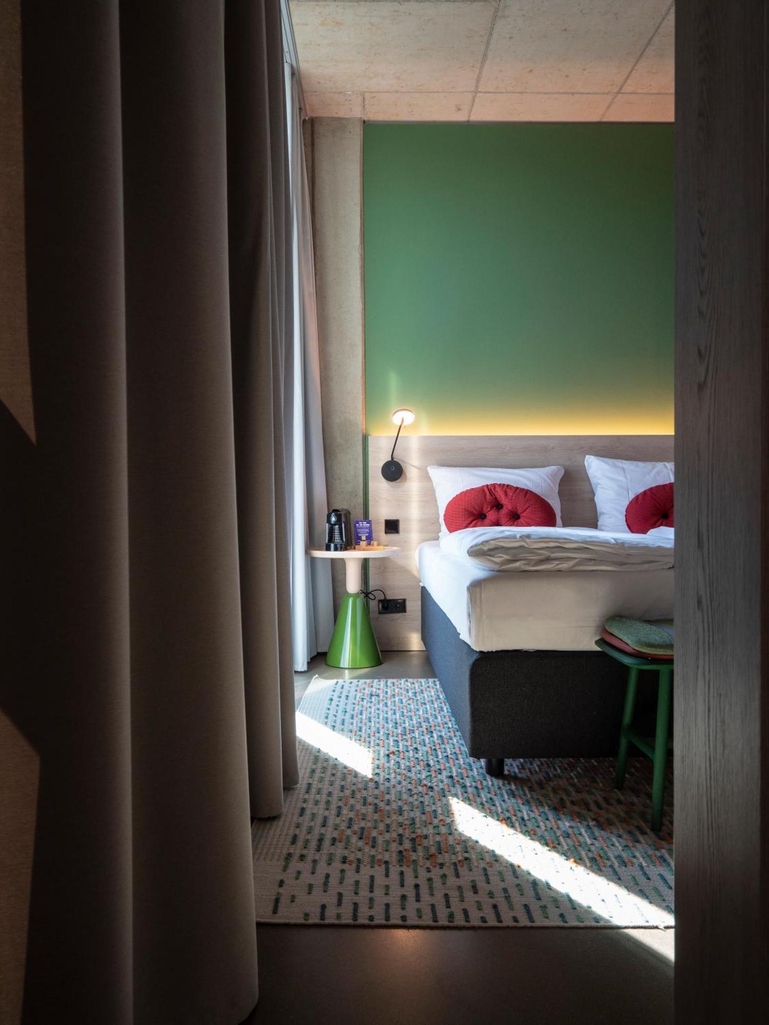 Theclouth Hotel Кьолн Екстериор снимка